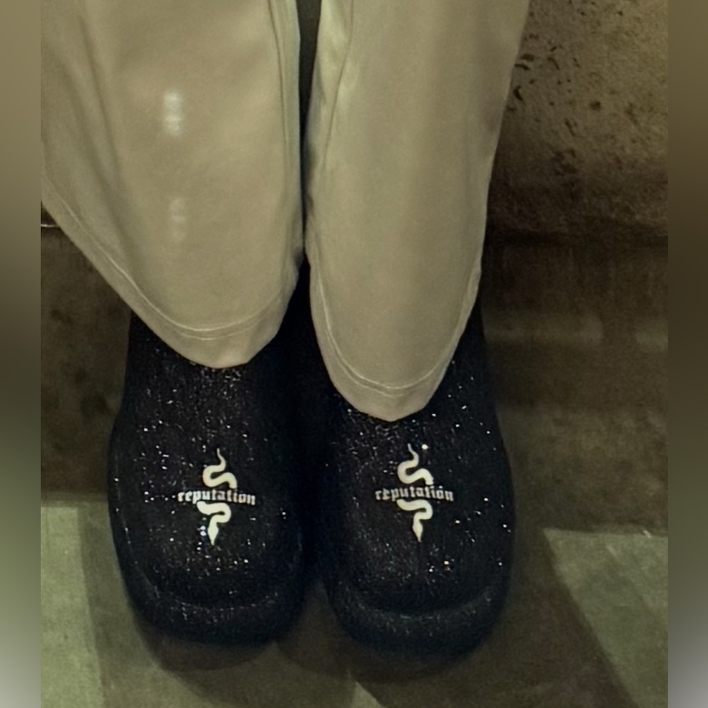 Taylor Swift Reputation Boots women’s 9